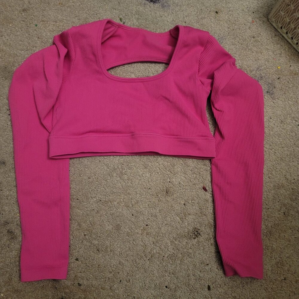 *new* cropped work out tank top